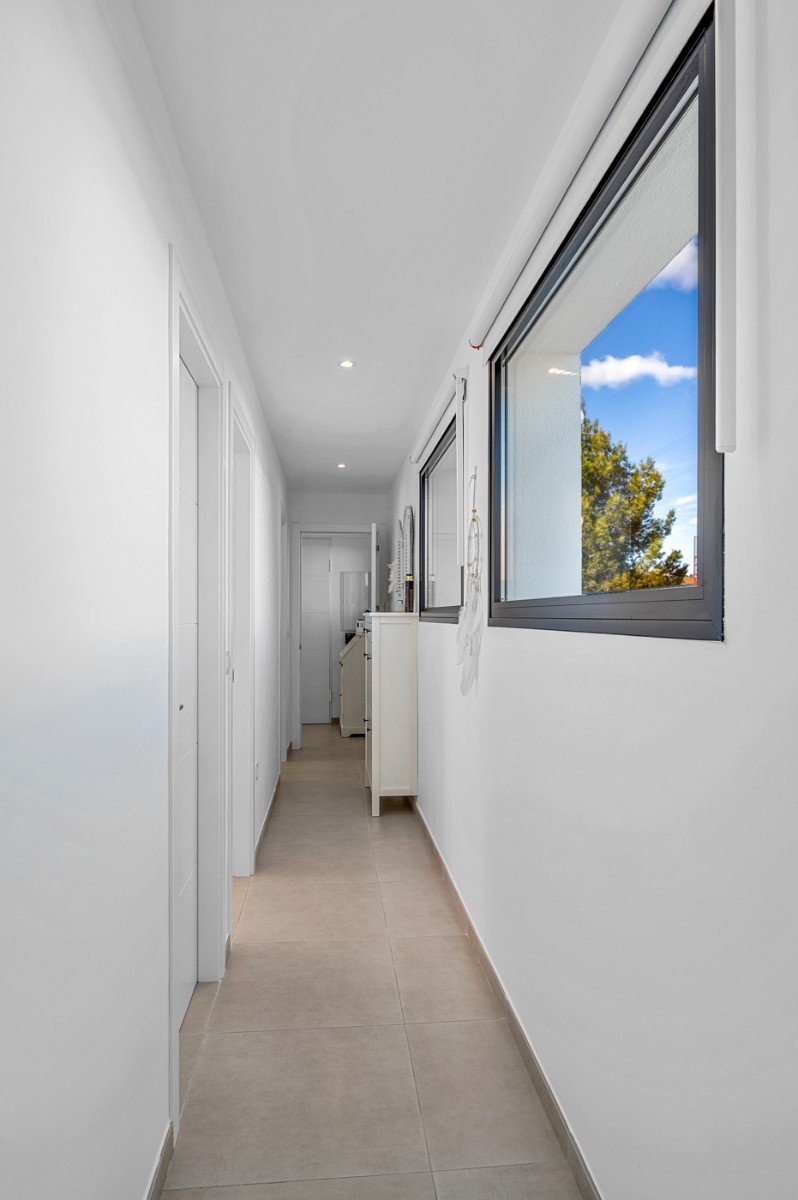 o_1j9pc6lvk1bfek365bq1314gu53o