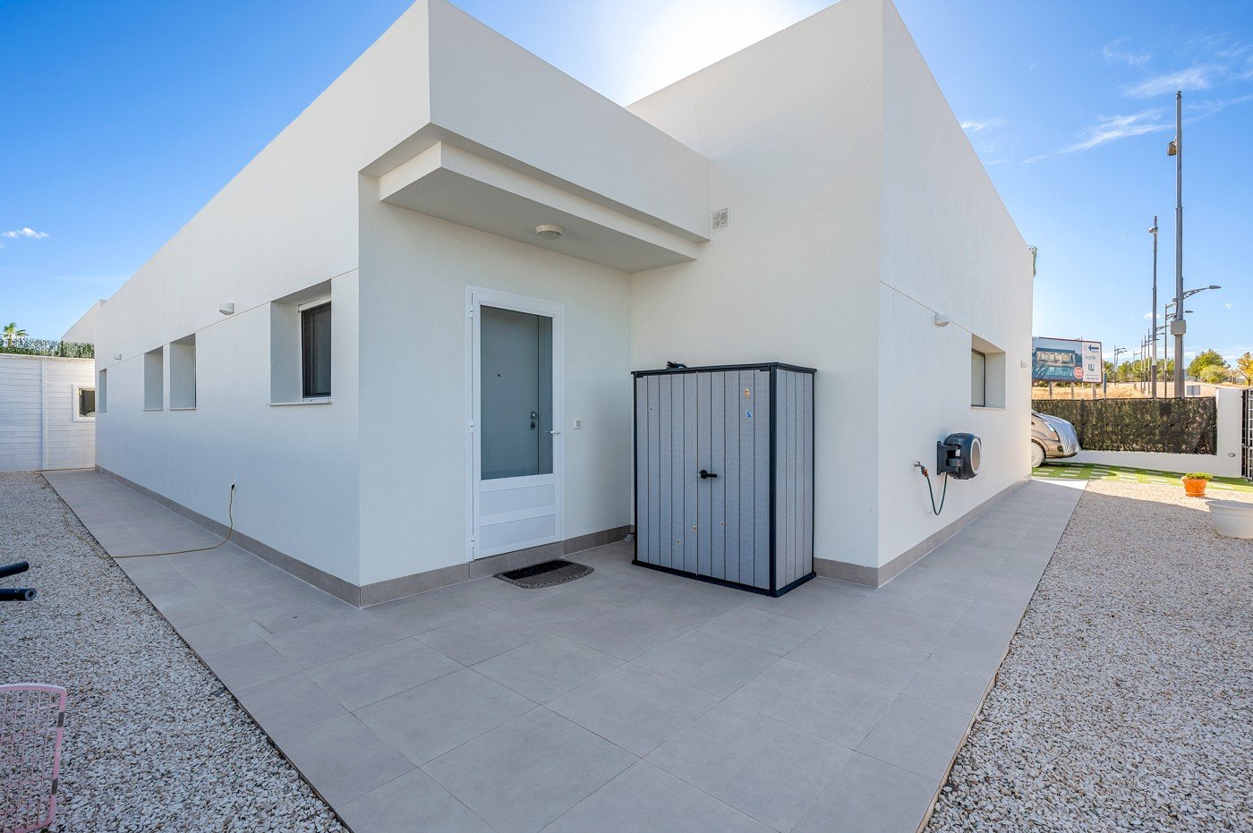 o_1j9pc6lvk1pbq1ris36f1cs9an135