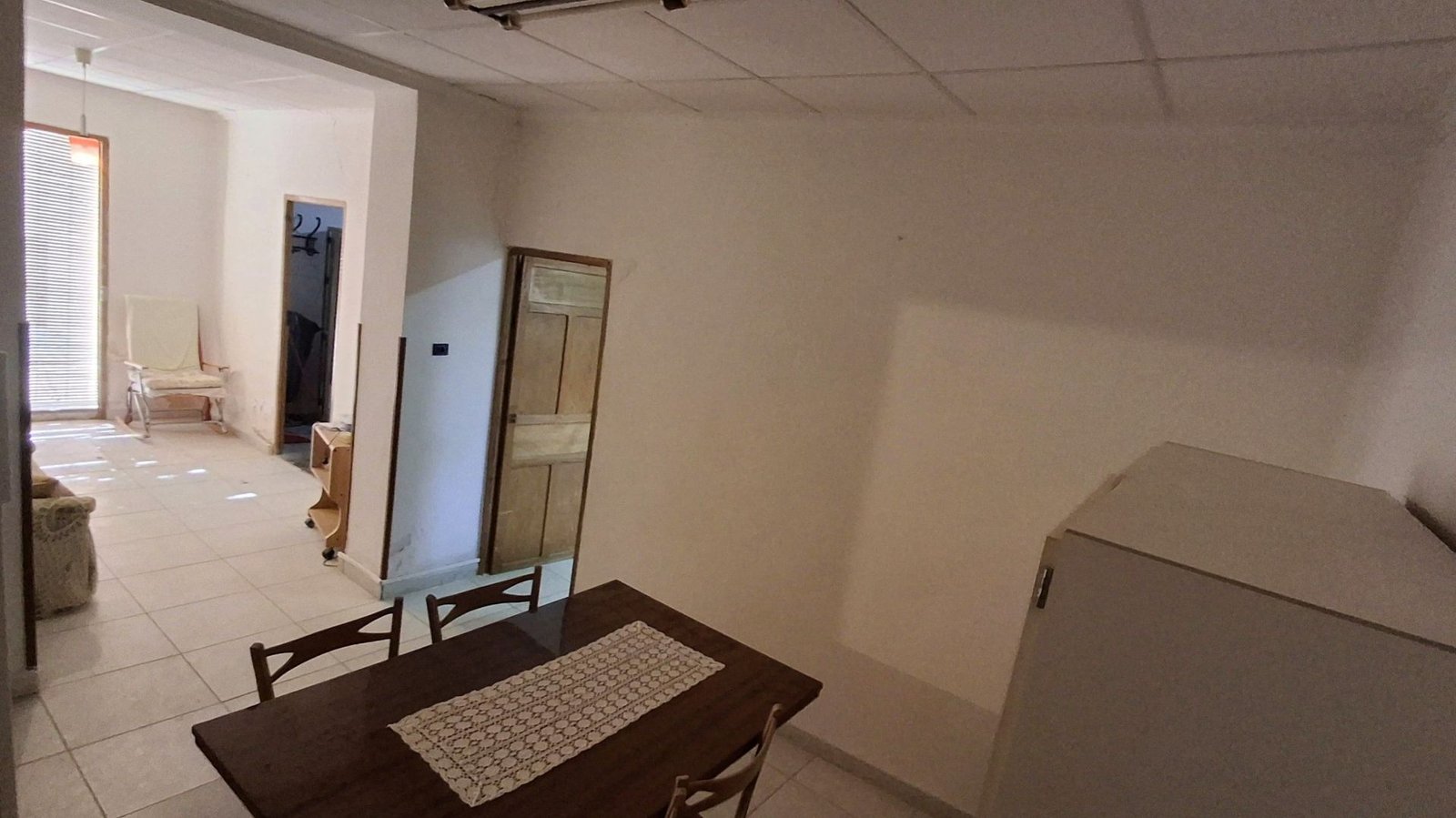 o_1ja4m9g292rgvu11acj1c745c1t