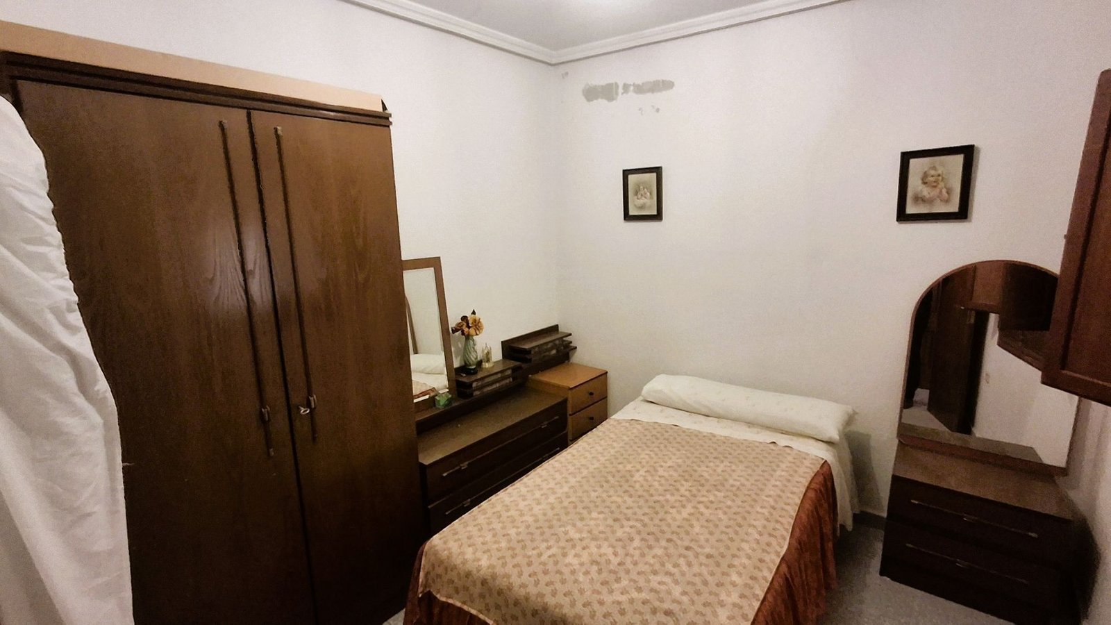 o_1jbkqbc9fk7p1tu1t2g1ll33l2q