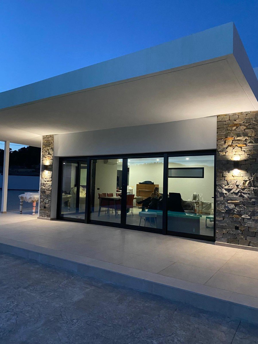 o_1jf0srglm18es1o761c5fft88b92c