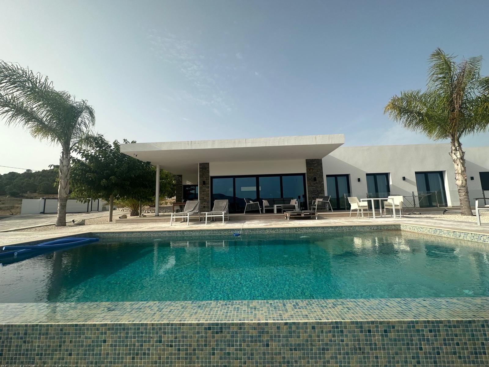 o_1jf0srglmptppbd16h7edkbad2b