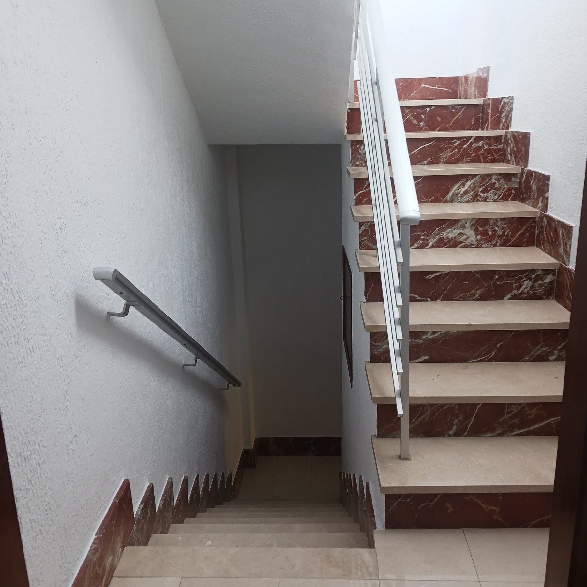 o_1jfb07u2u10vm1u3316mt1iml13cd4k