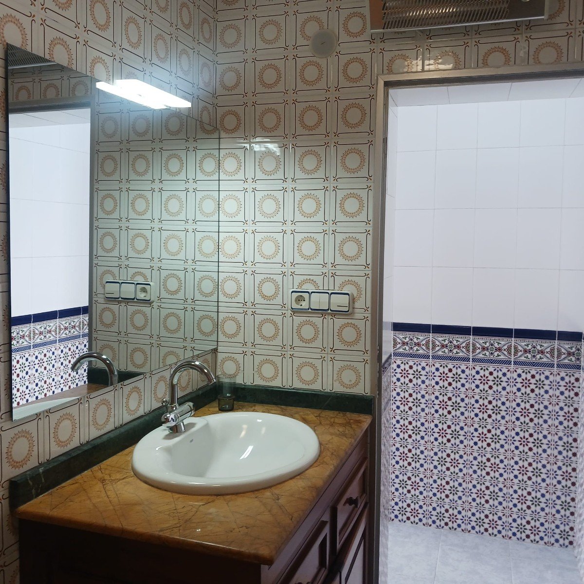 o_1jfb07u2u19lktl21hc8ftb44p4l