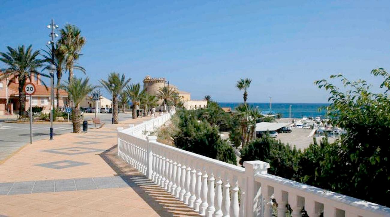 o_1jftqod861itf81kt9716cff7a8c