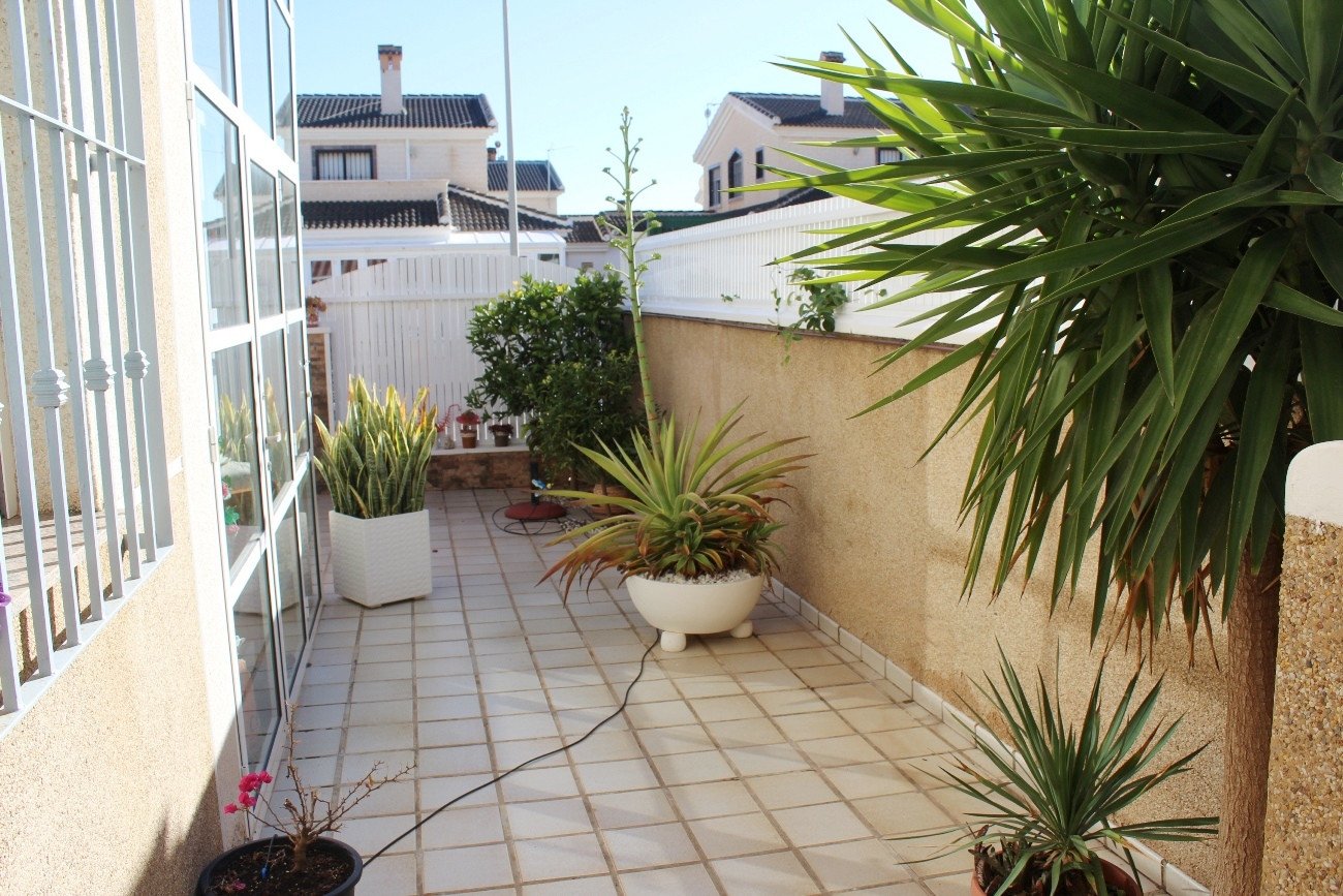 o_1jg4ot86ilu918pp11dihjs1nsk1q