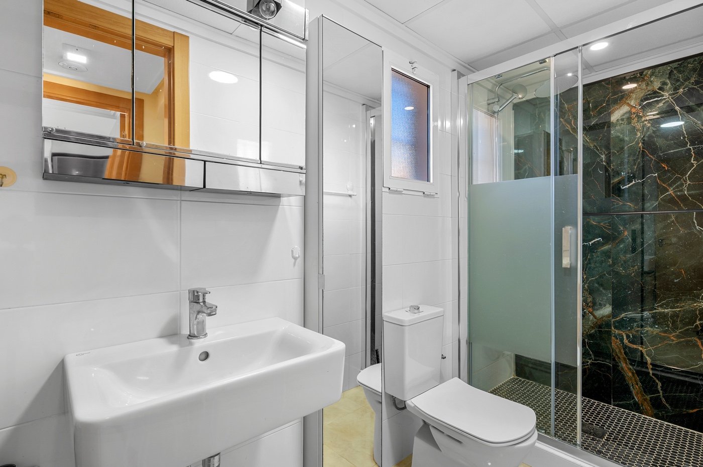 o_1jhdpka1c45avc1ljo6101qj3k