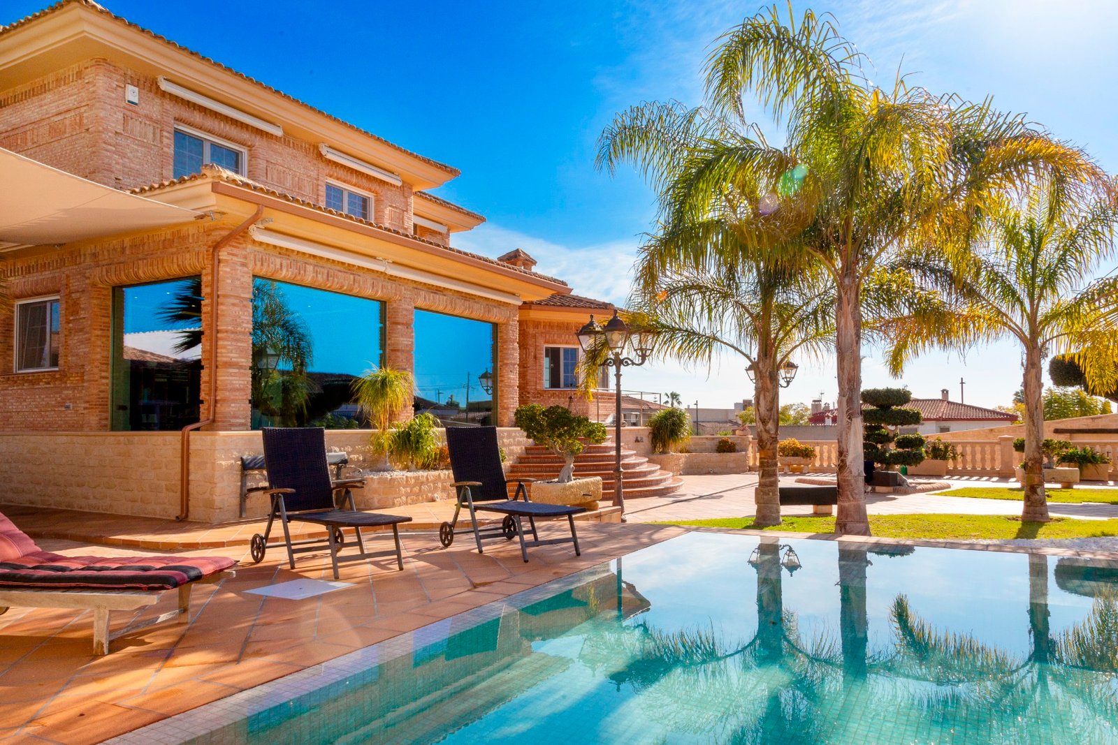 o_1jhlh22at1hdo18bkvn1tb21m3b2u