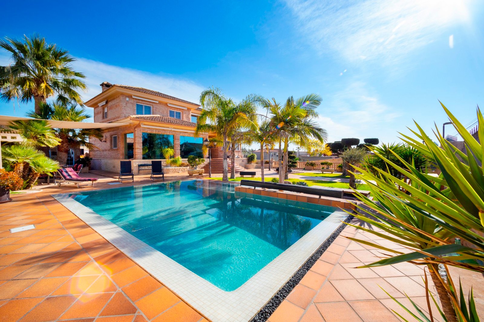 o_1jhlh22at7s0qum15b11m7b80s2s