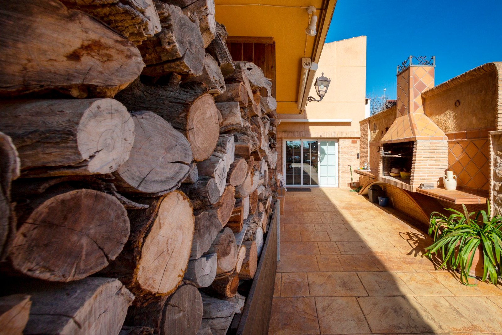 o_1jhlh22au12fb3t5j56o03102h44