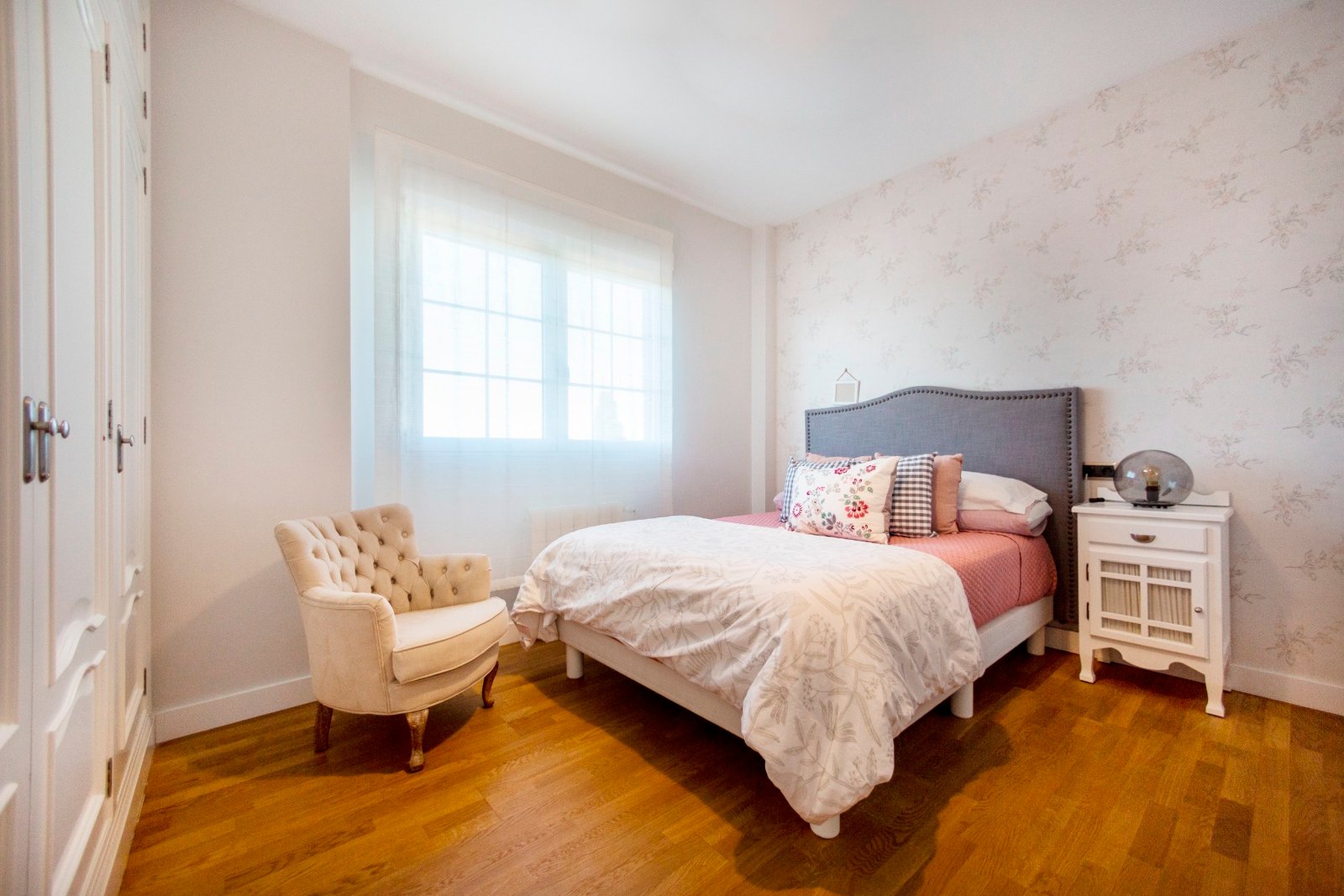 o_1jhlh22au1mv010s812pca6t1n2540