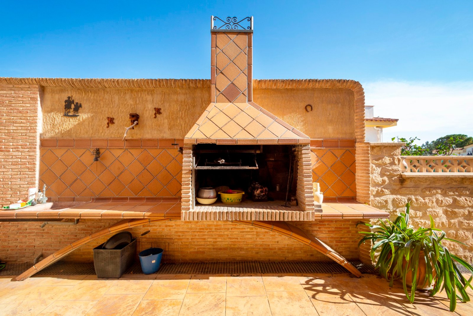 o_1jhlh22au5sj1fi5st6fnu10fs35