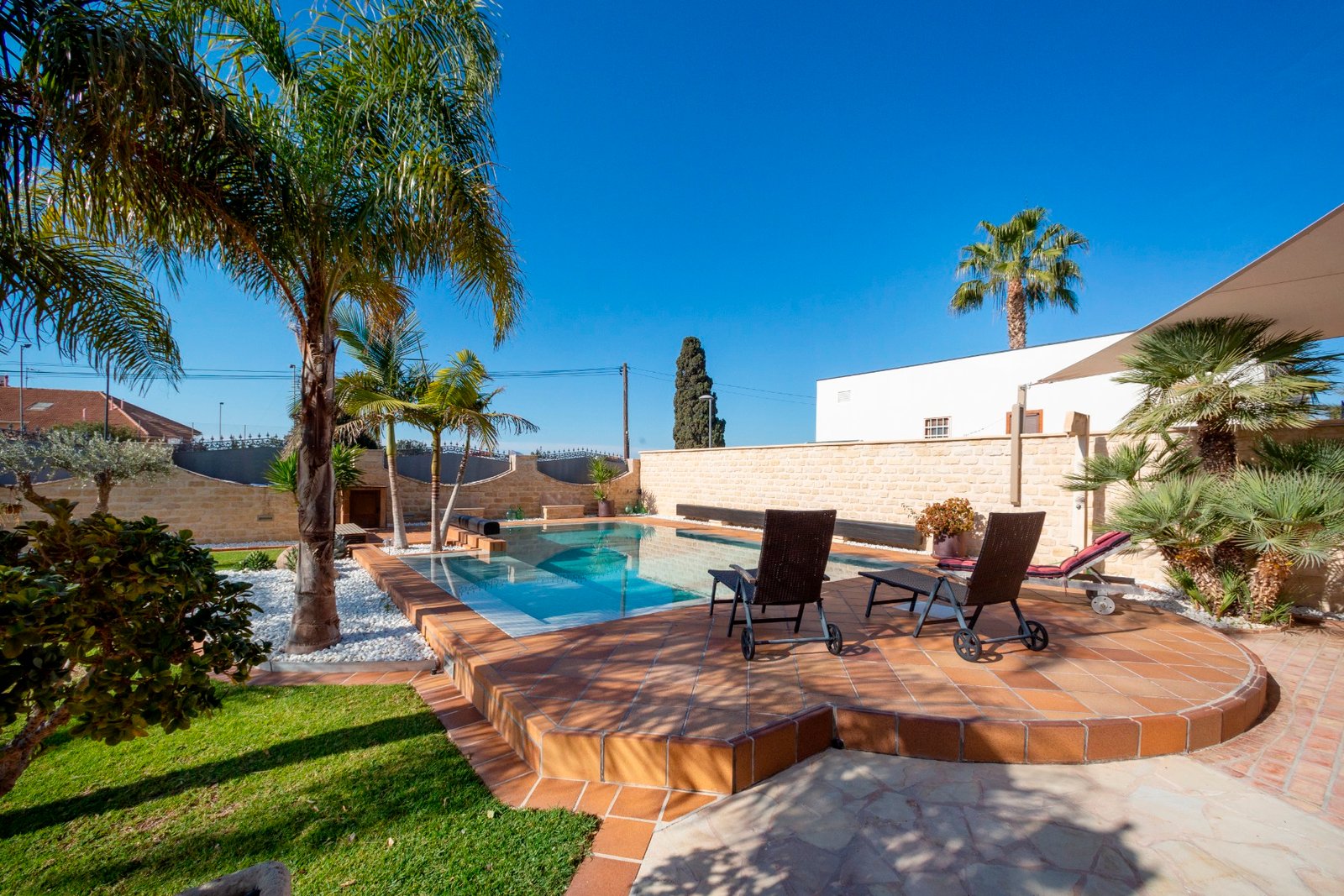 o_1jhlh22aui921lgr1pfbj6q18c334