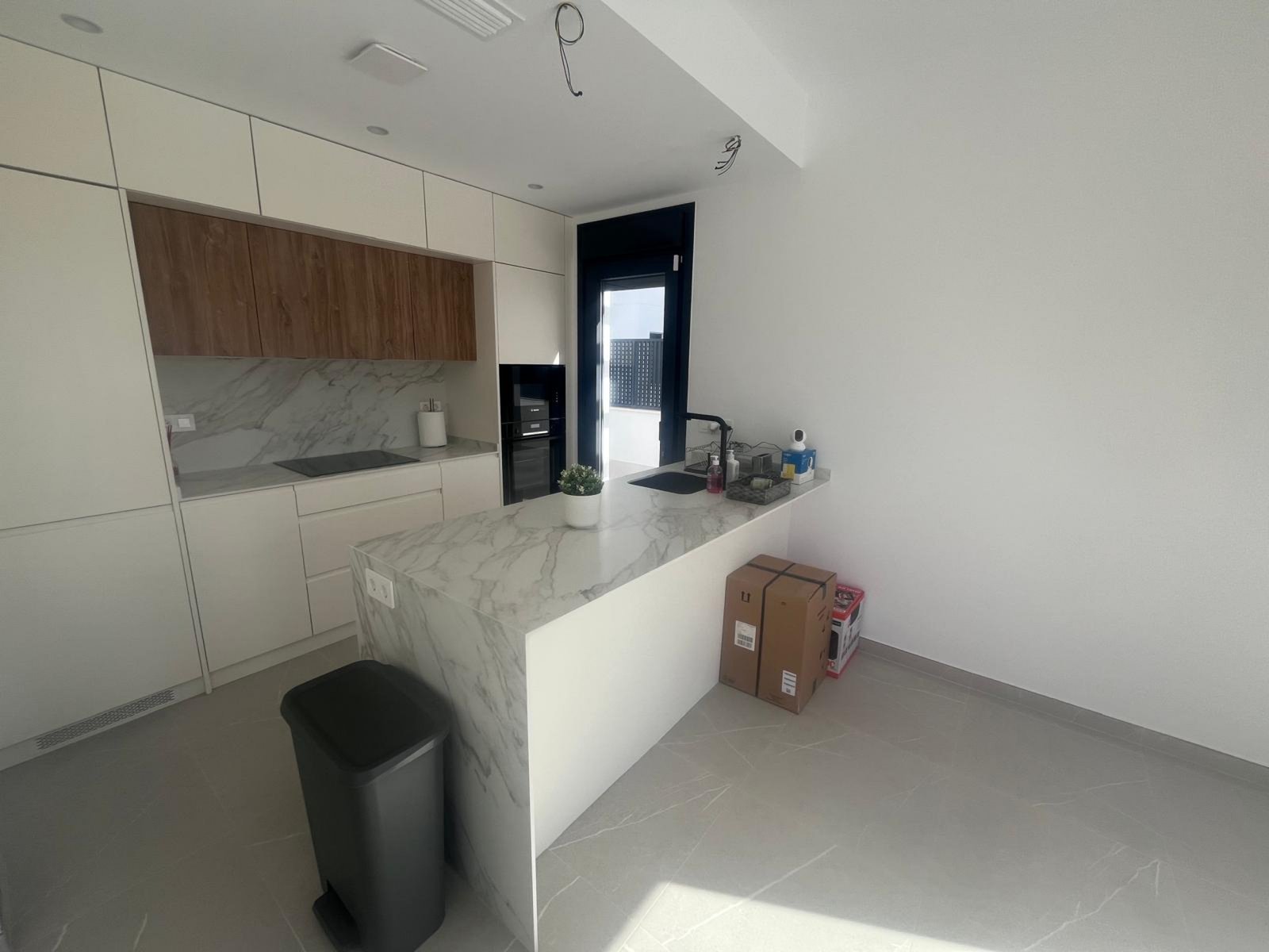 property_attachment_1qxufhmjad_20250124084347