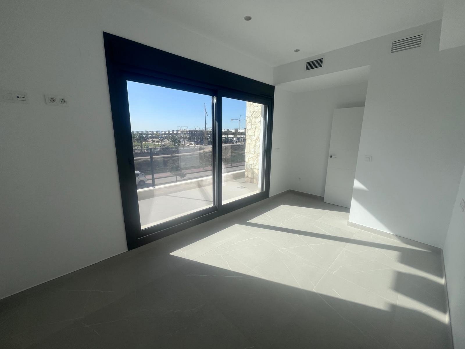 property_attachment_1rrfvn6tn2_20250124084352