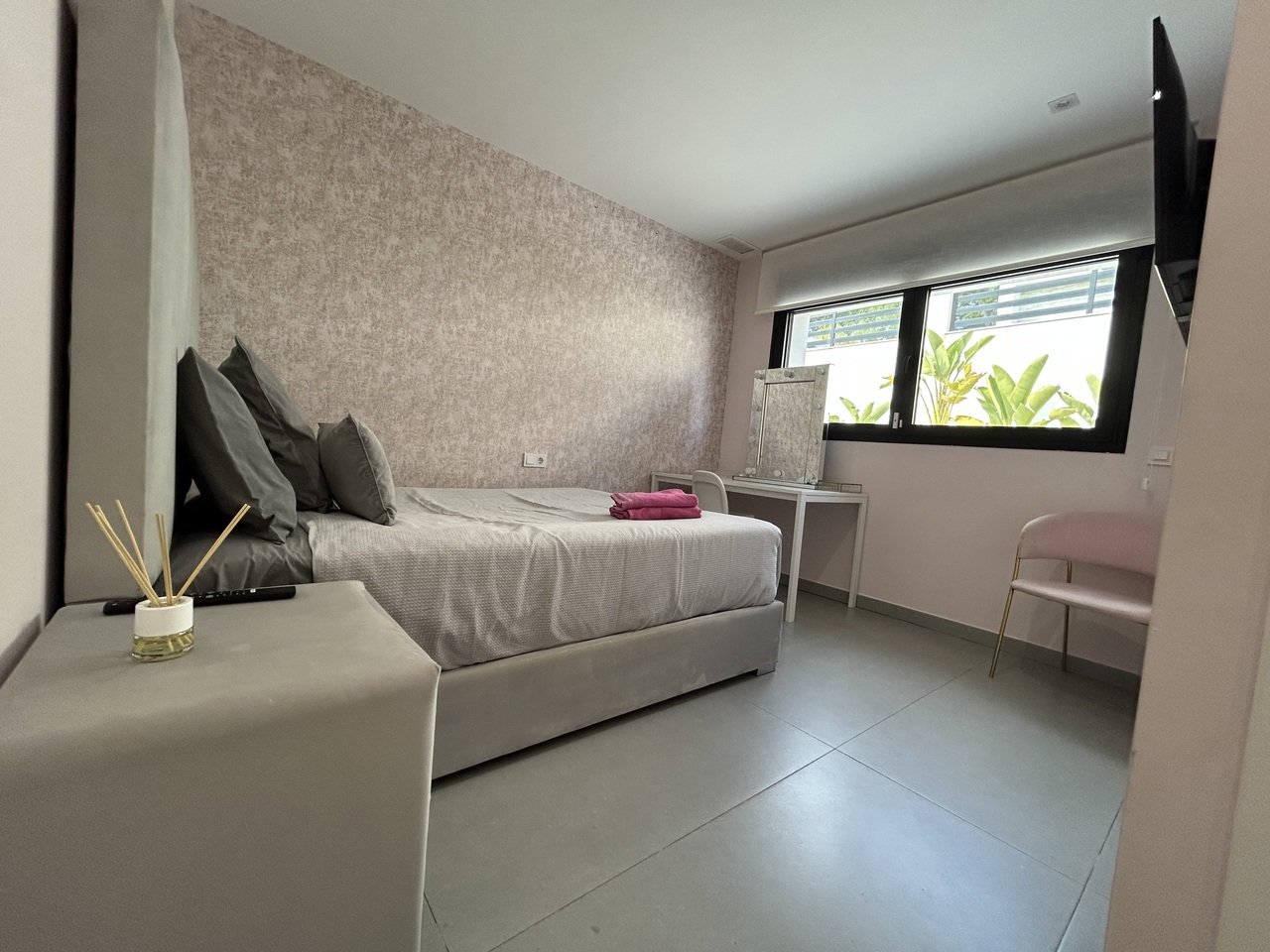 06974ce2b9ea444a49ab_xlarge