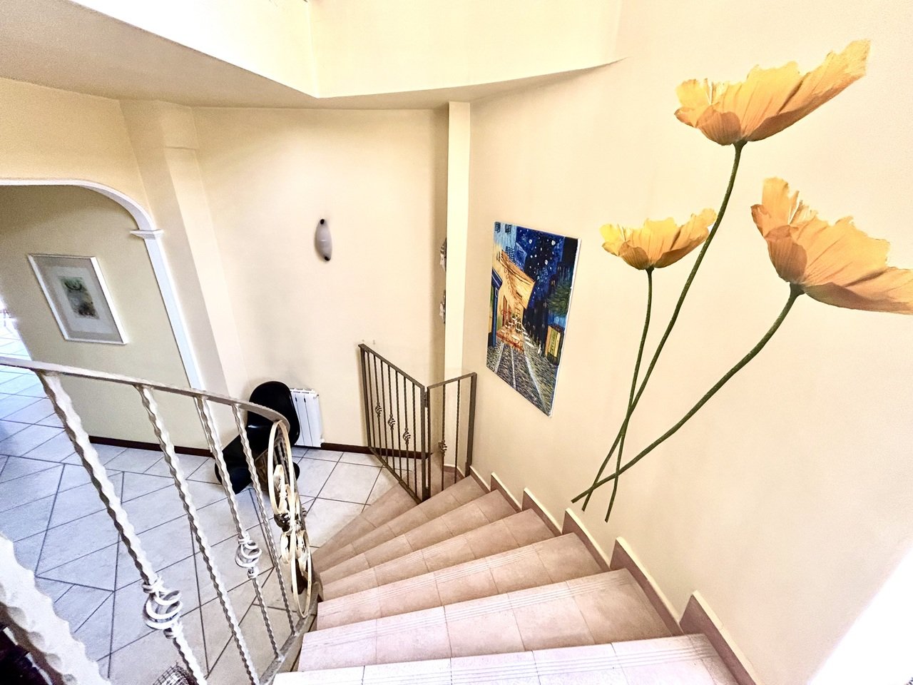 0af9313caa0e2e7869d2_xlarge