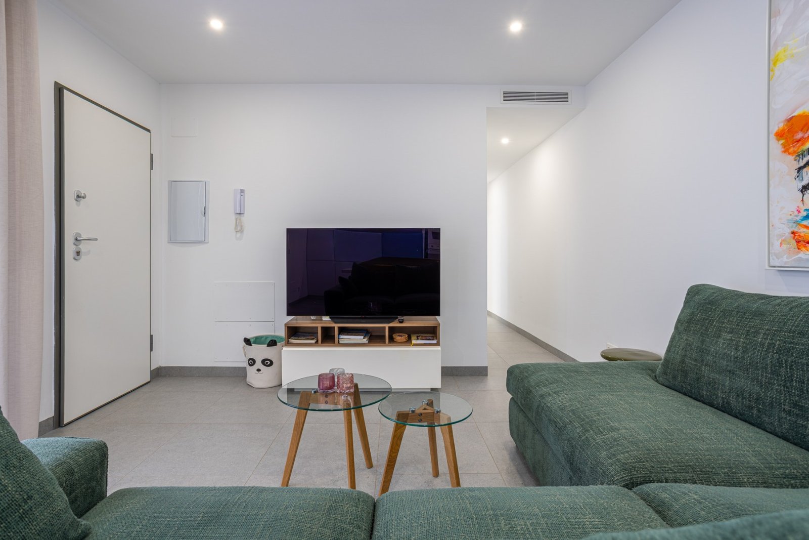 1243660_699d5b6267543