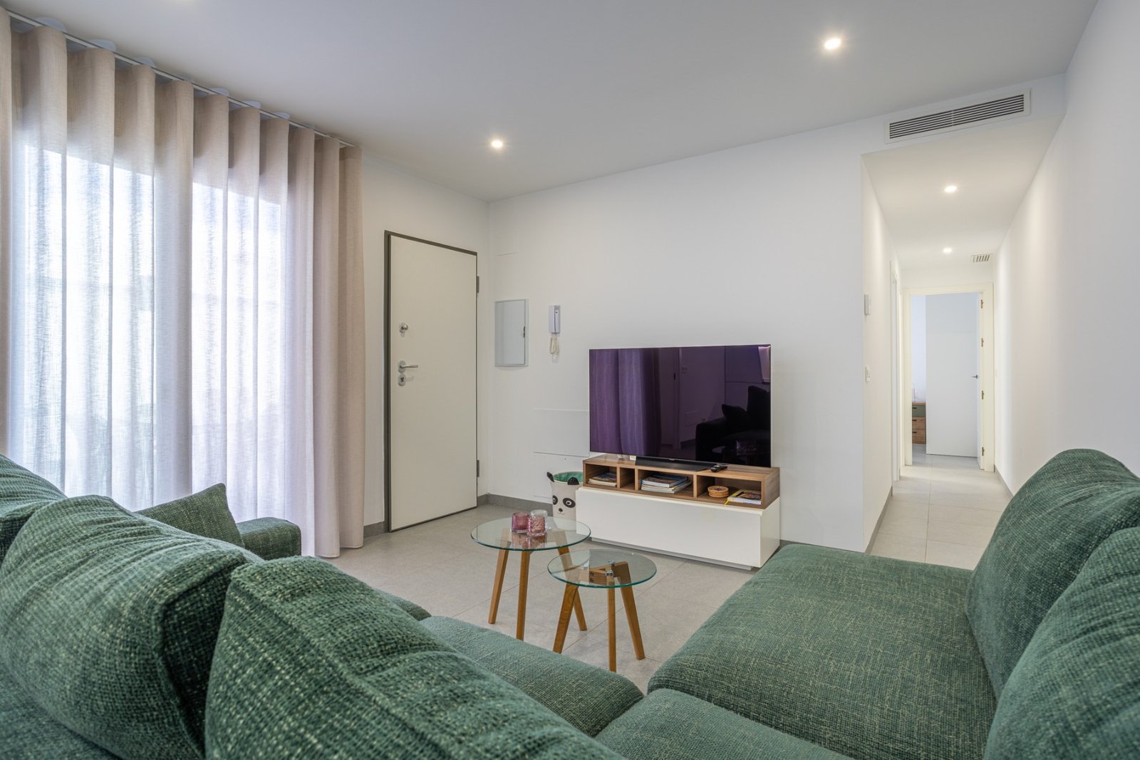 1243662_699d5b986f55b