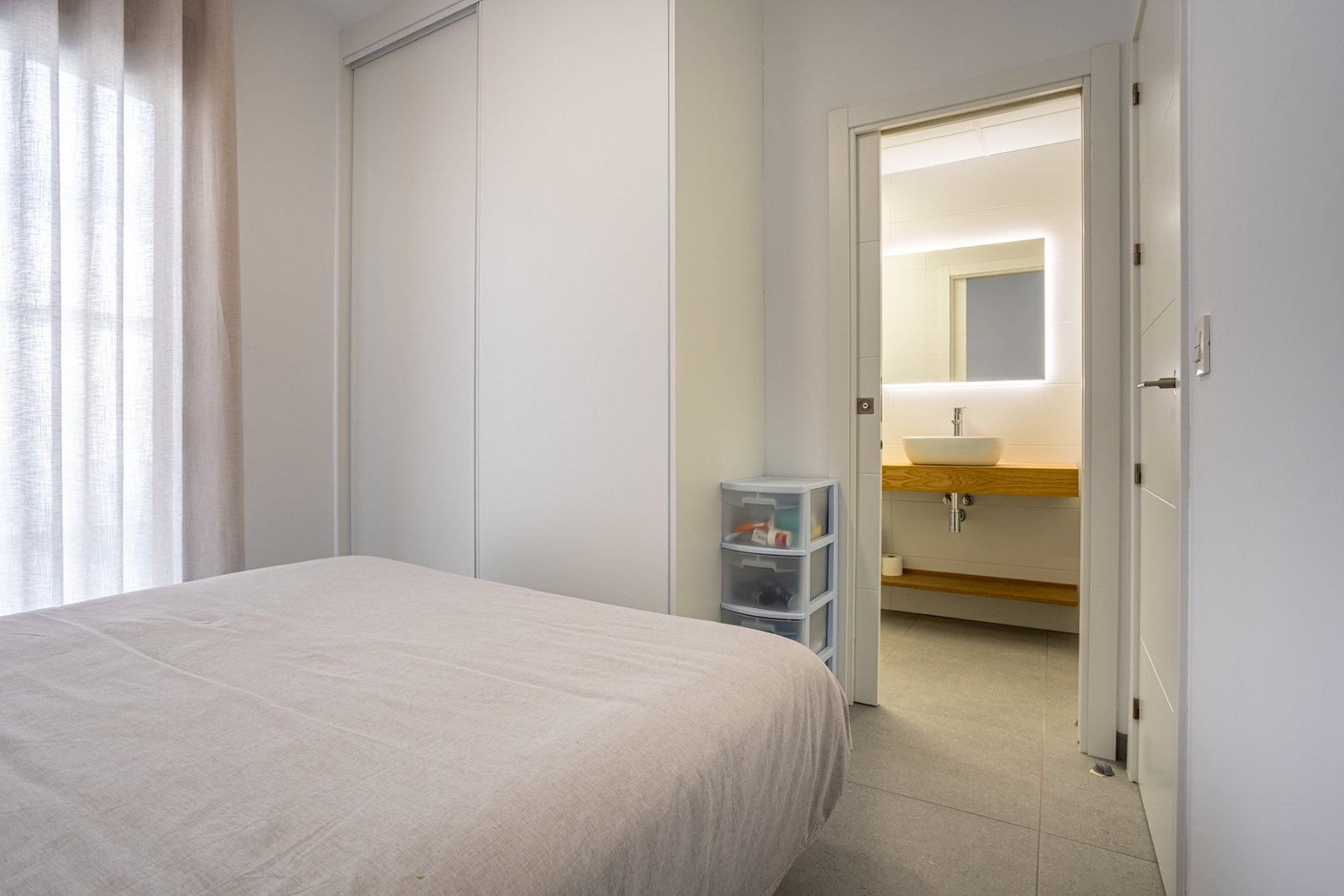 1243676_699d5b9d3538a