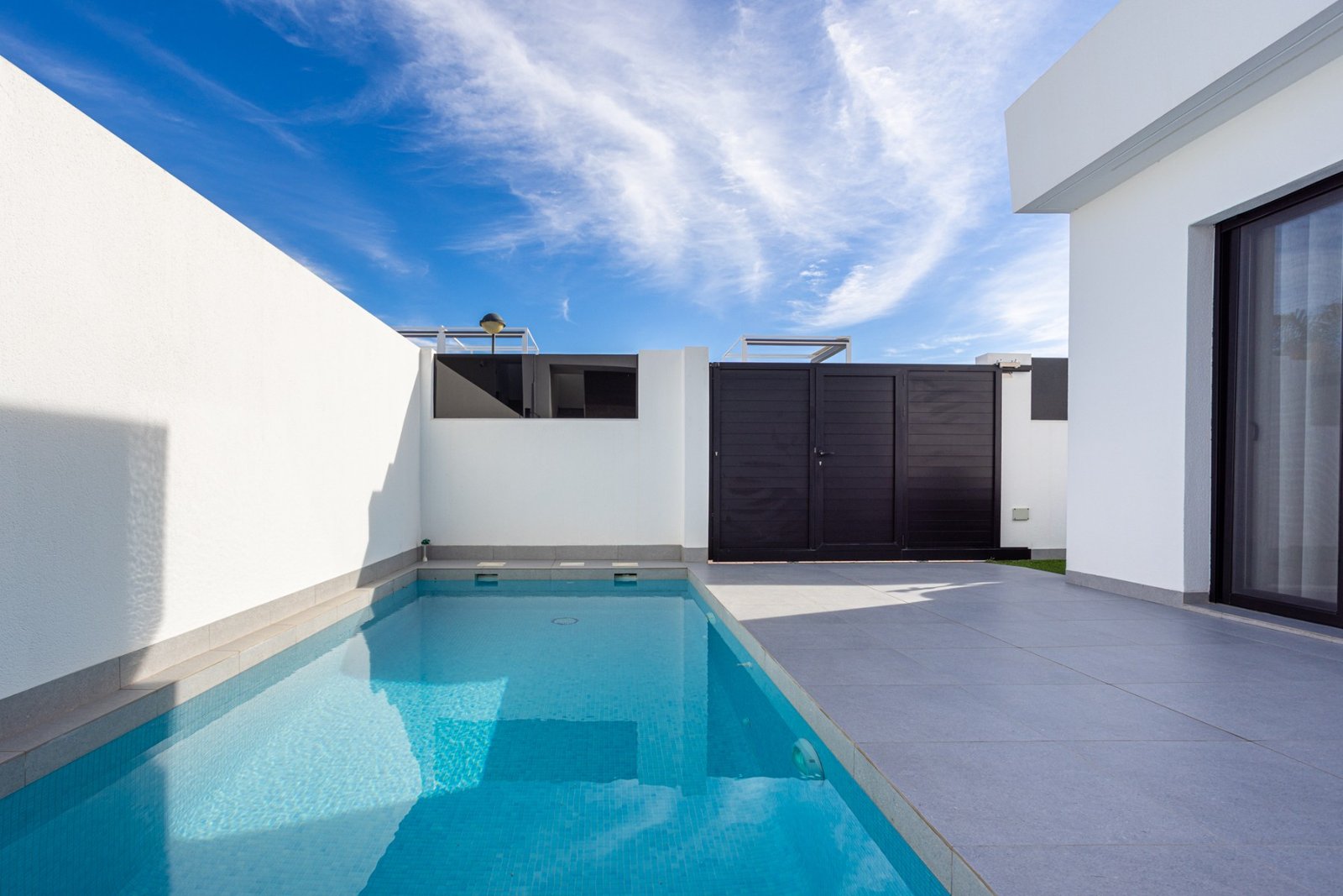 1243690_699d5b41834f1