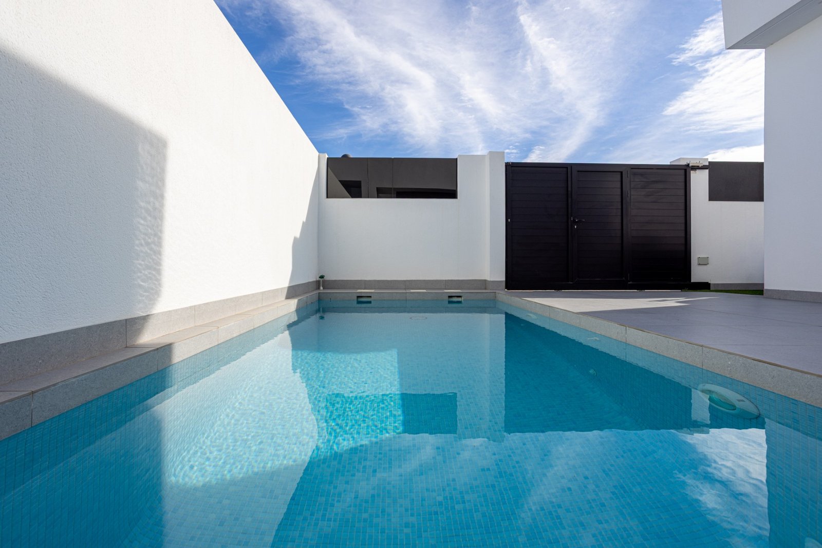 1243691_699d5bef666ba