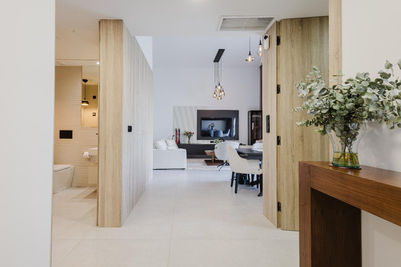 2223_o_1jgk57i2k1i2c1lf91ikv1g6qva21s