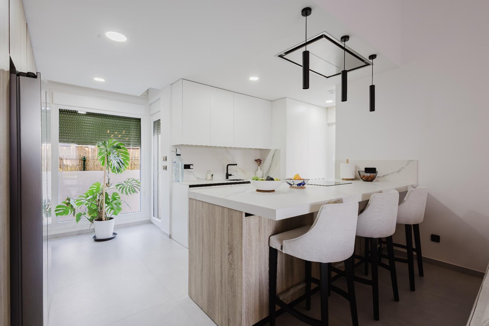 2223_o_1jgk57i2khl8ksempu19kk1r1920