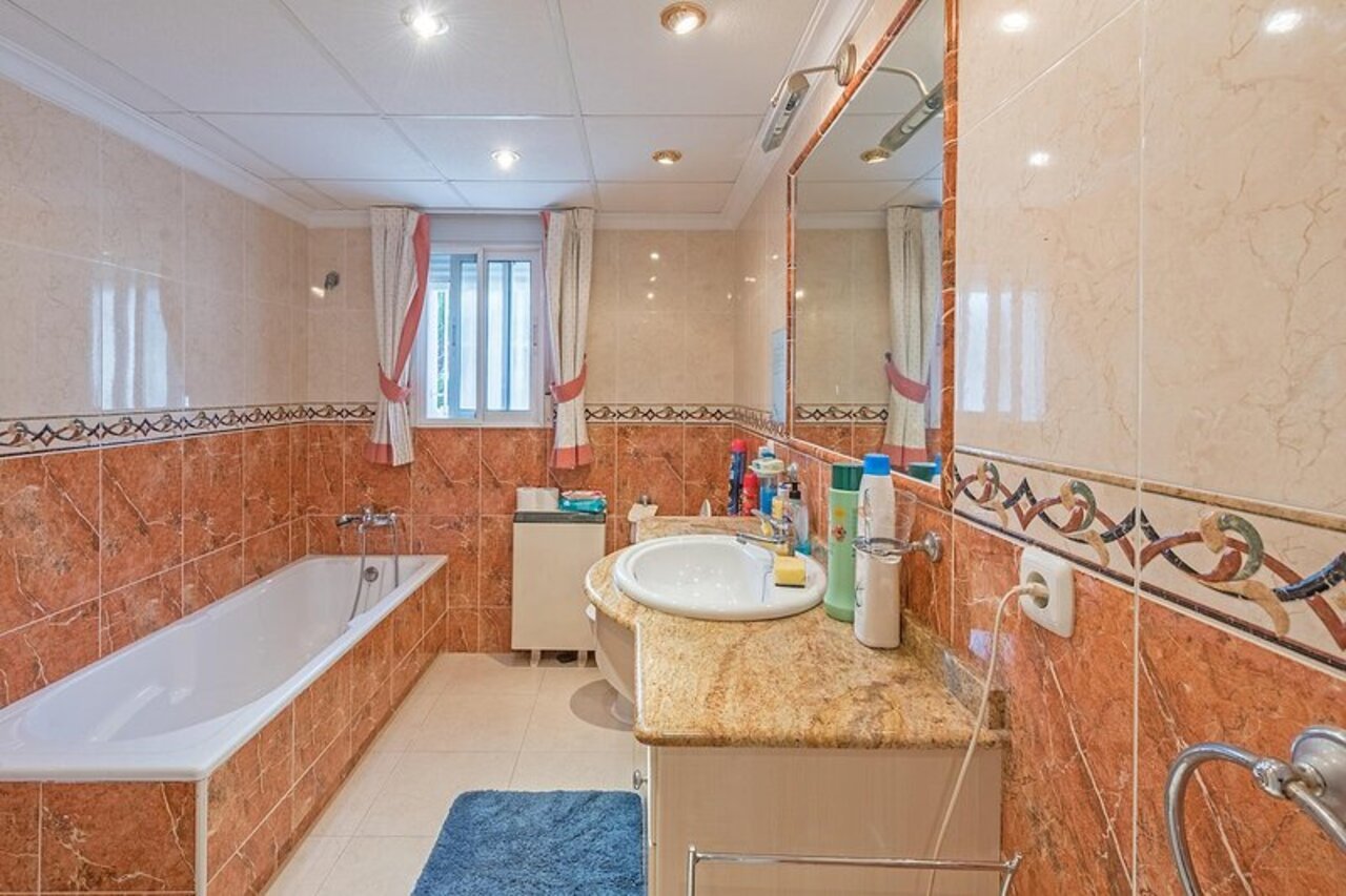 3661-villa-for-sale-in-la-murada-2062936-large