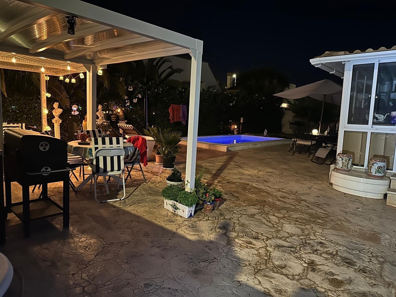 595879_694127cf1df3e