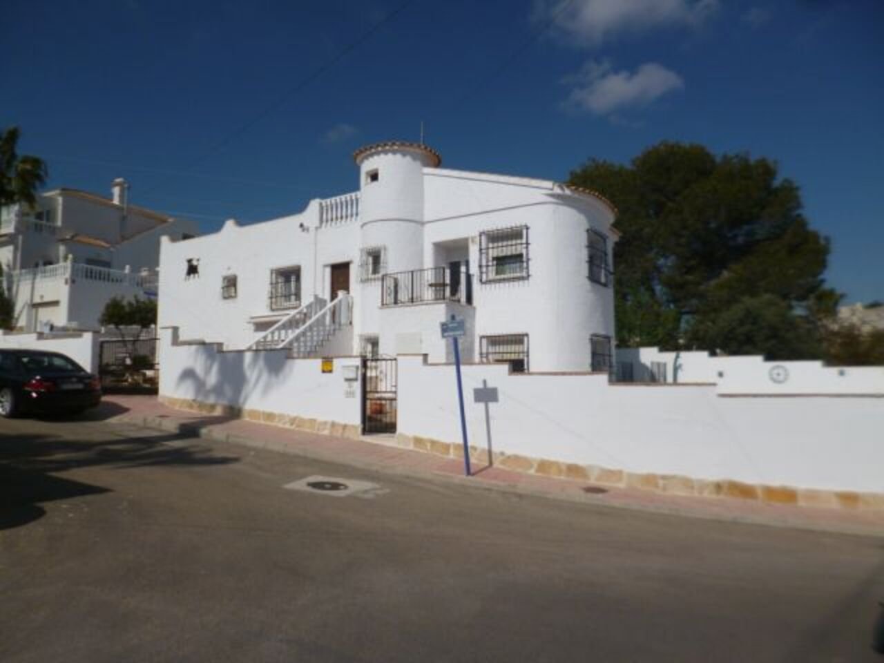 6935-villa-for-sale-in-villamartin-3409996-large