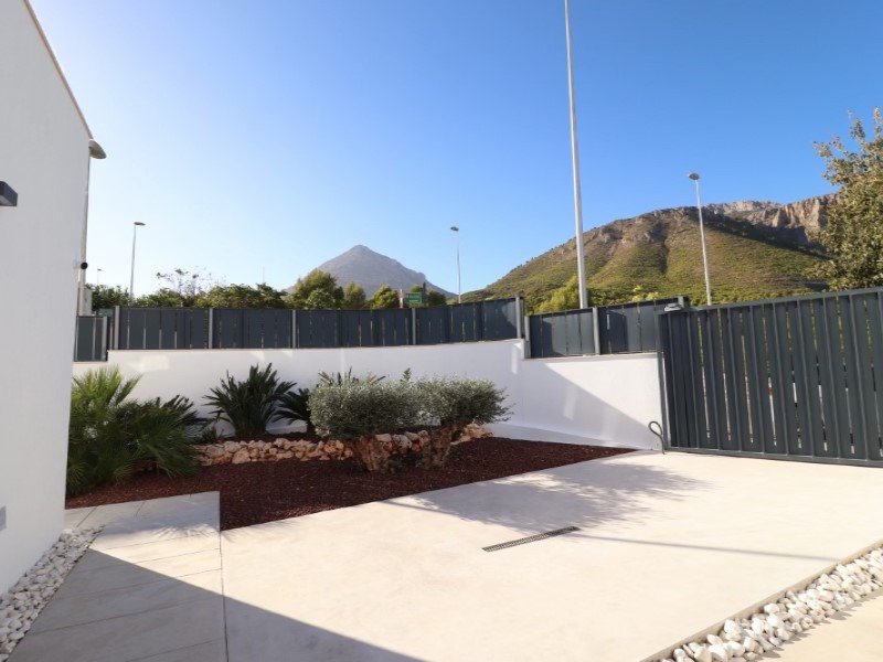 ID254a8501-0000-0500-0000-000014165a1d