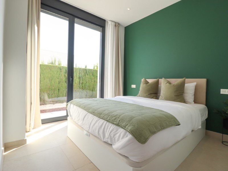 ID254a8501-0000-0500-0000-000014165a25