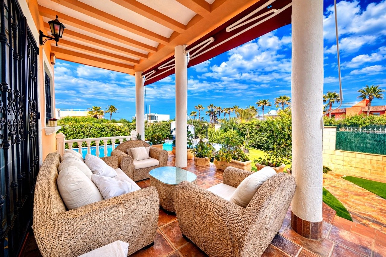 ce1e4d25ffcded56c02c_xlarge