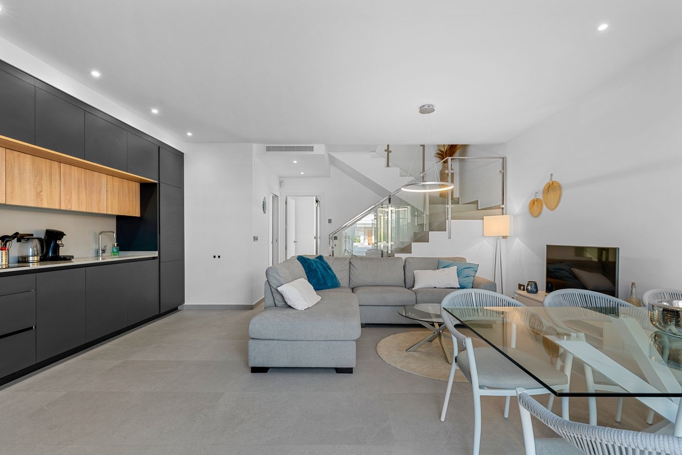 d682c71f96b8f6682c71f96b934