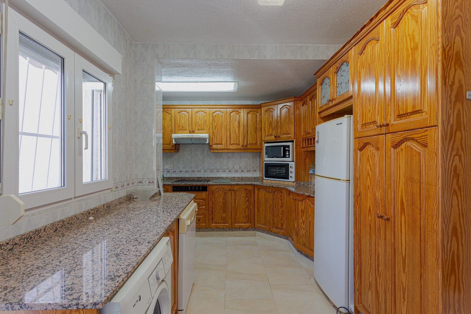 d69946944e407f69946944e40bf