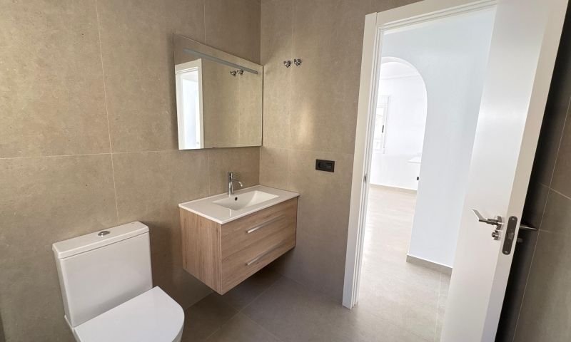 f04c19b8-cfd74fa8-4d8e-4e33-ad82-af685486f3d1