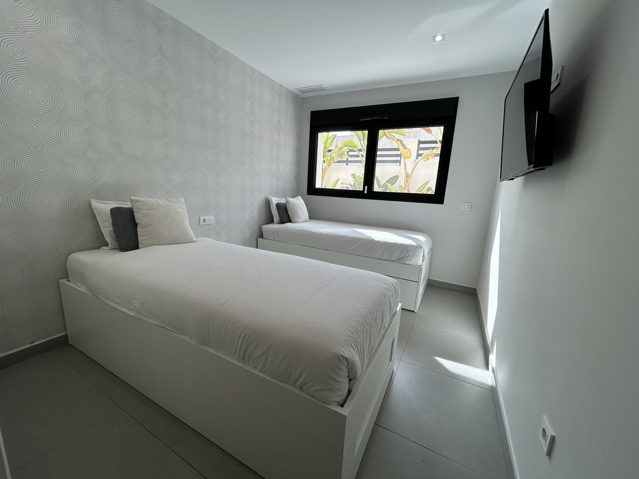 f09c7cc79a9a5f479e0a_xlarge