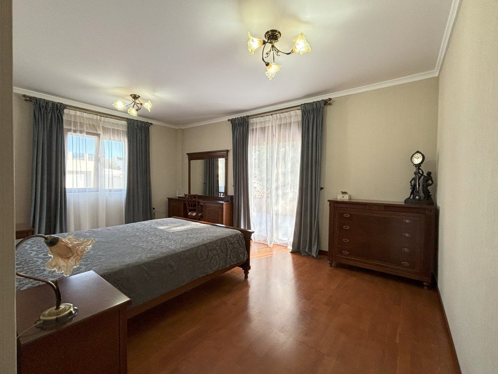 full_1464916_64811970