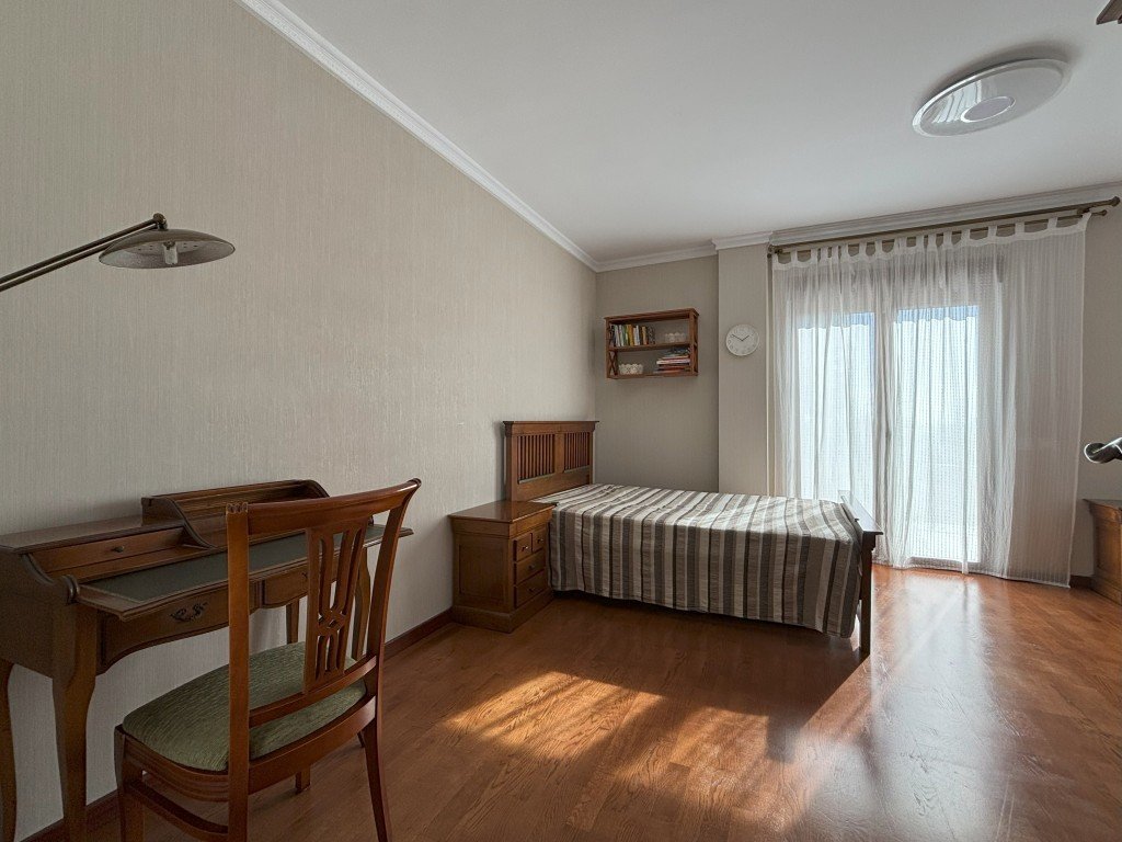 full_1464916_64811974