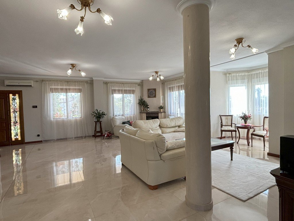 full_1464916_64811982