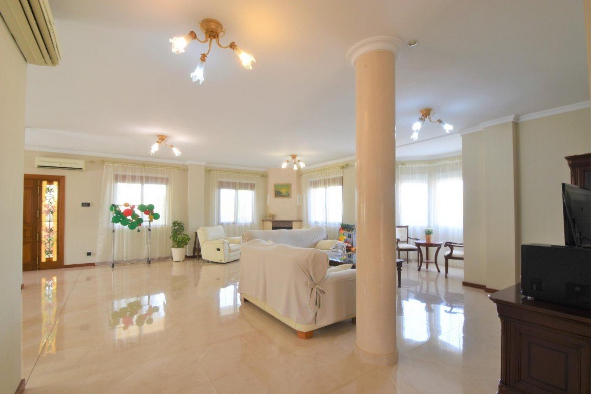 full_1464916_64812004