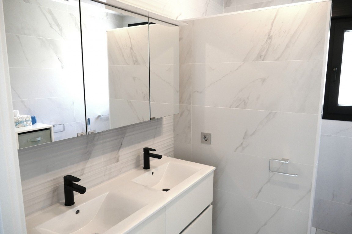 full_1528066_66319888