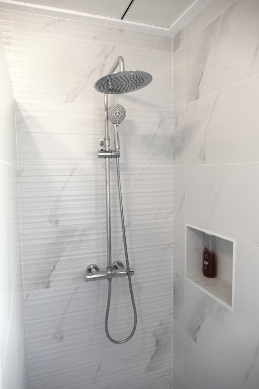 full_1528066_66319889