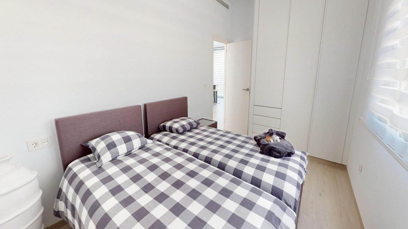 full_1529301_66295243