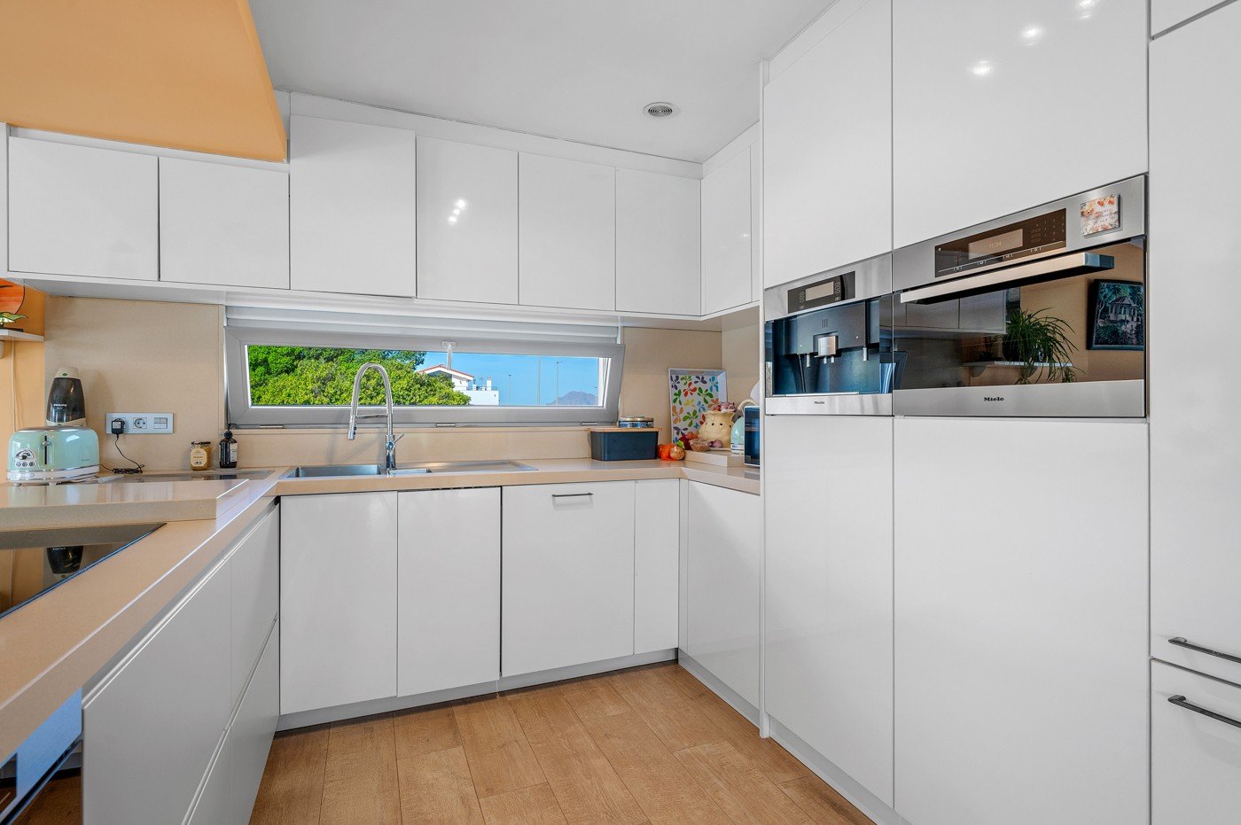 o_1j484uf5t1kr2405n8g1rsp7rl3i