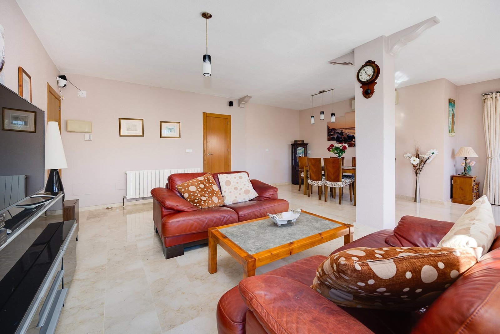 o_1j6fcnldn1fn91m46f331mu537m36