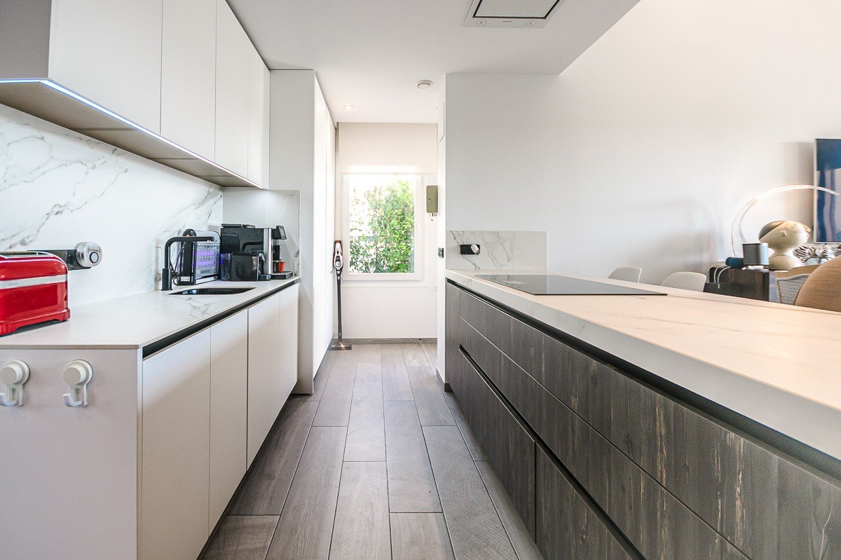 o_1j7egngd81ok71nreec98j51oo43o