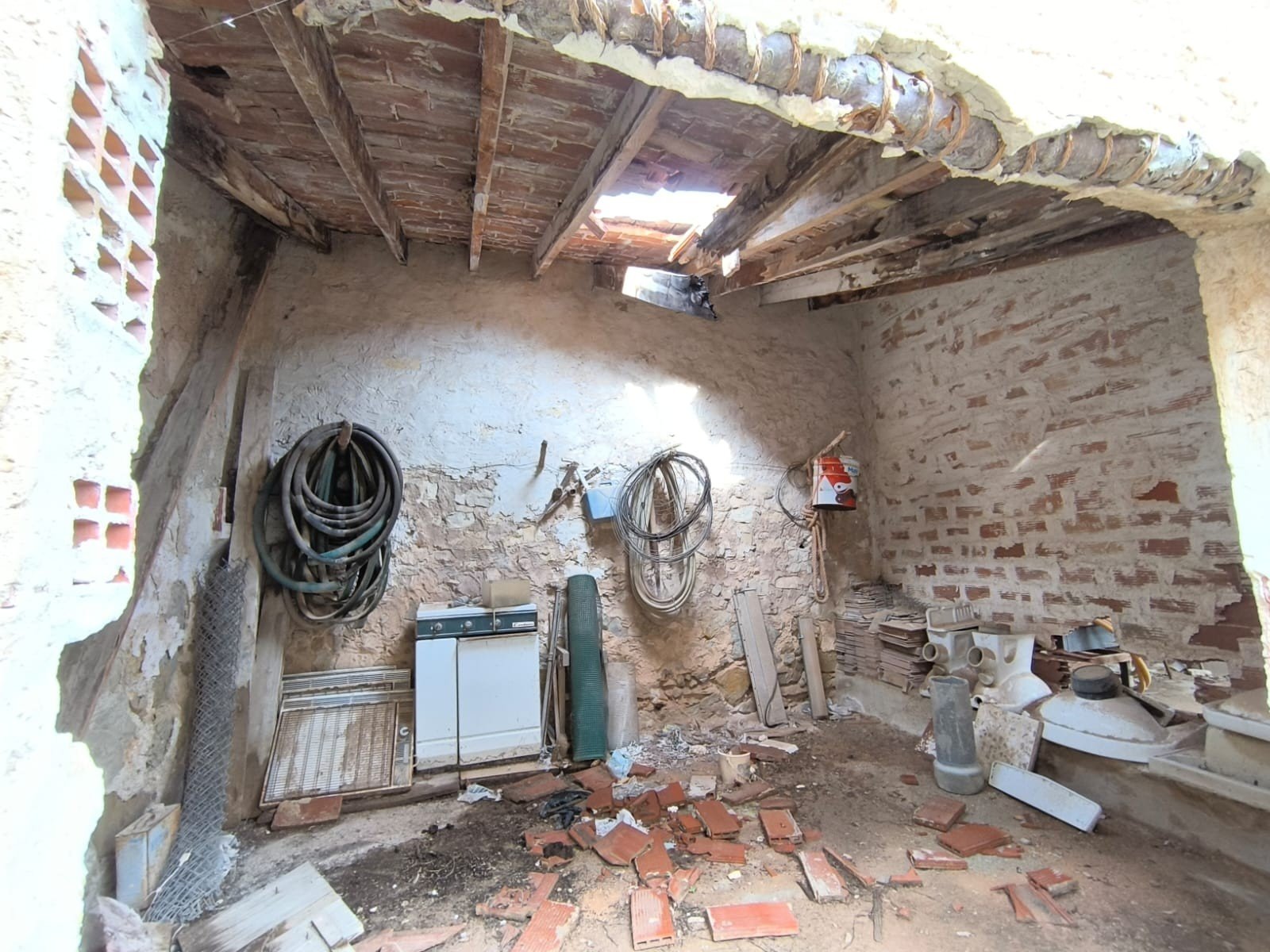 o_1jdtbui7v12mk93b17jqqvj1b7u1m