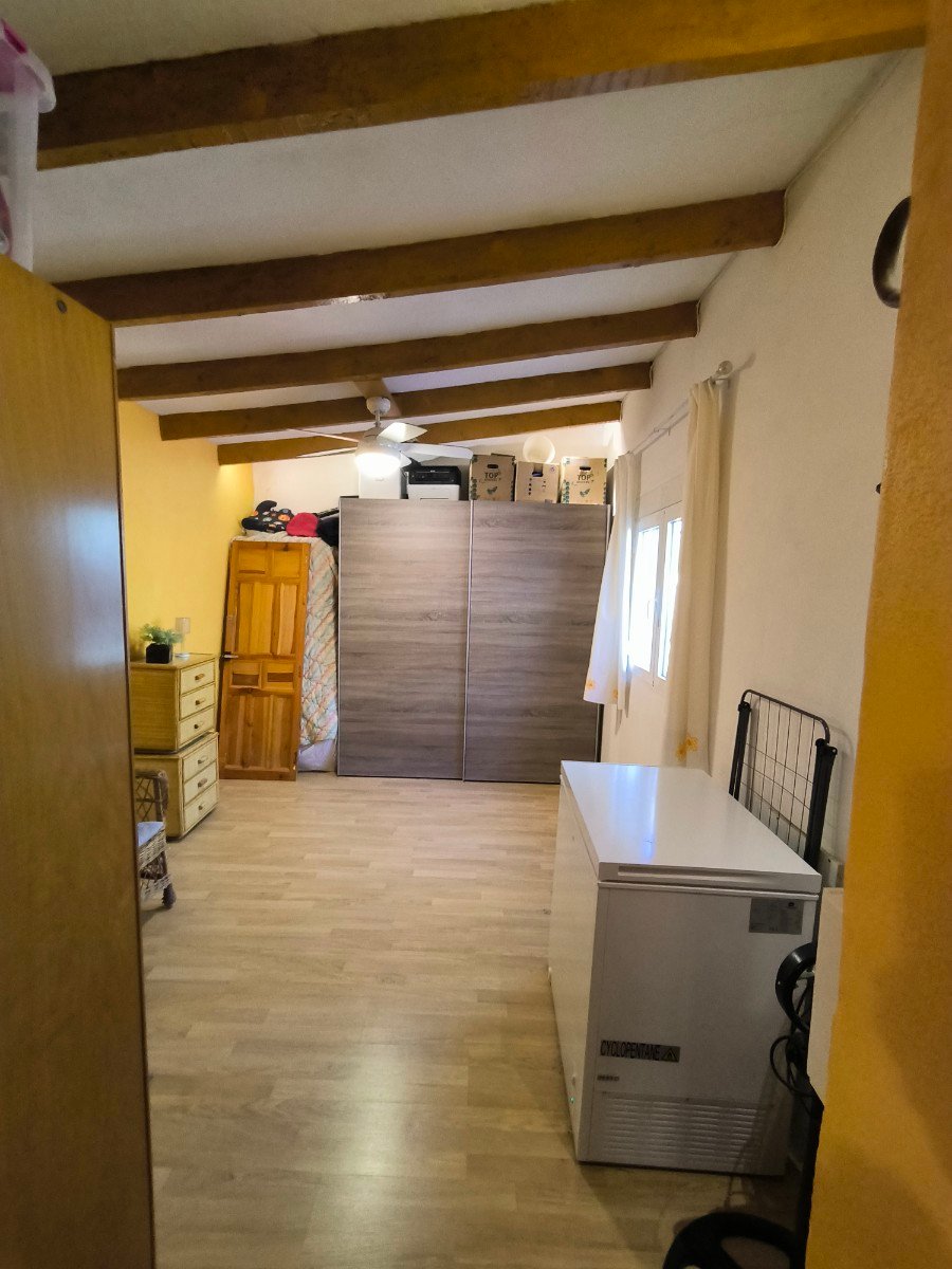 o_1jh92d10j19d51deqooos9b1g9t3j